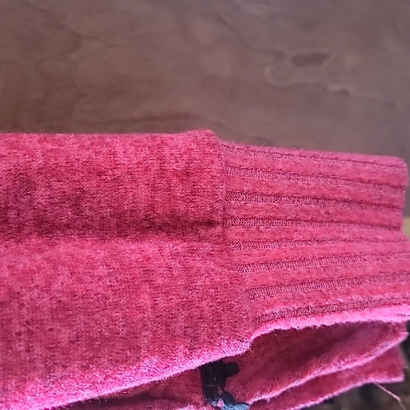 Cardigan - Picture 5 of 5